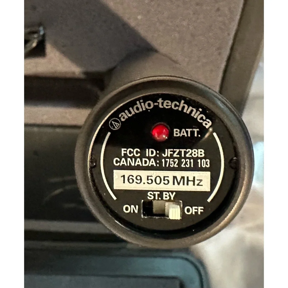 Audio-Technica ProFormance T68 Wireless Mic & R60 Receiver & accessories Working